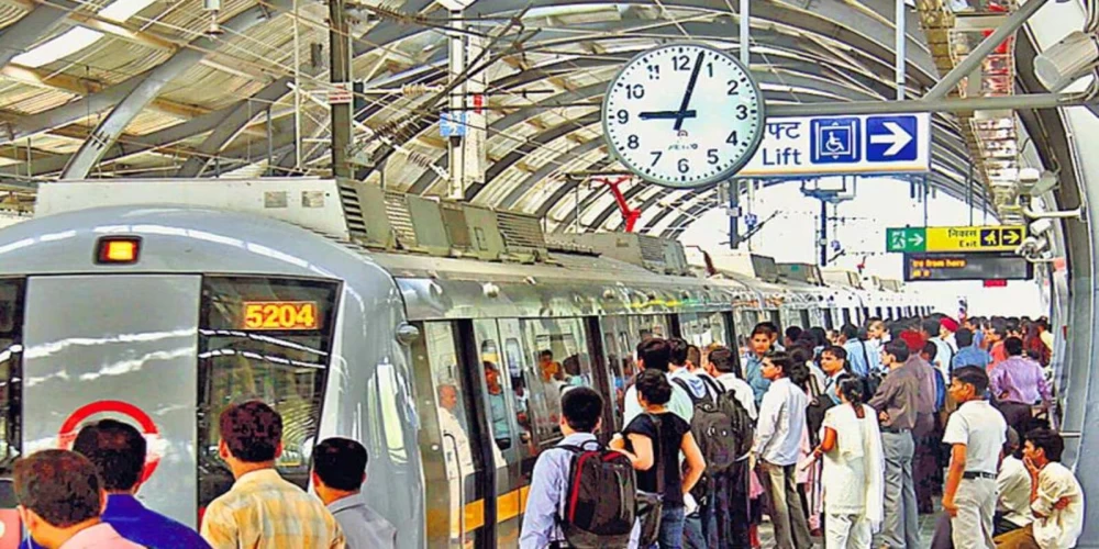 Delhi Metro breaks passenger journeys record 17 times in one month Delhi Metro breaks passenger journeys record 17 times in one month